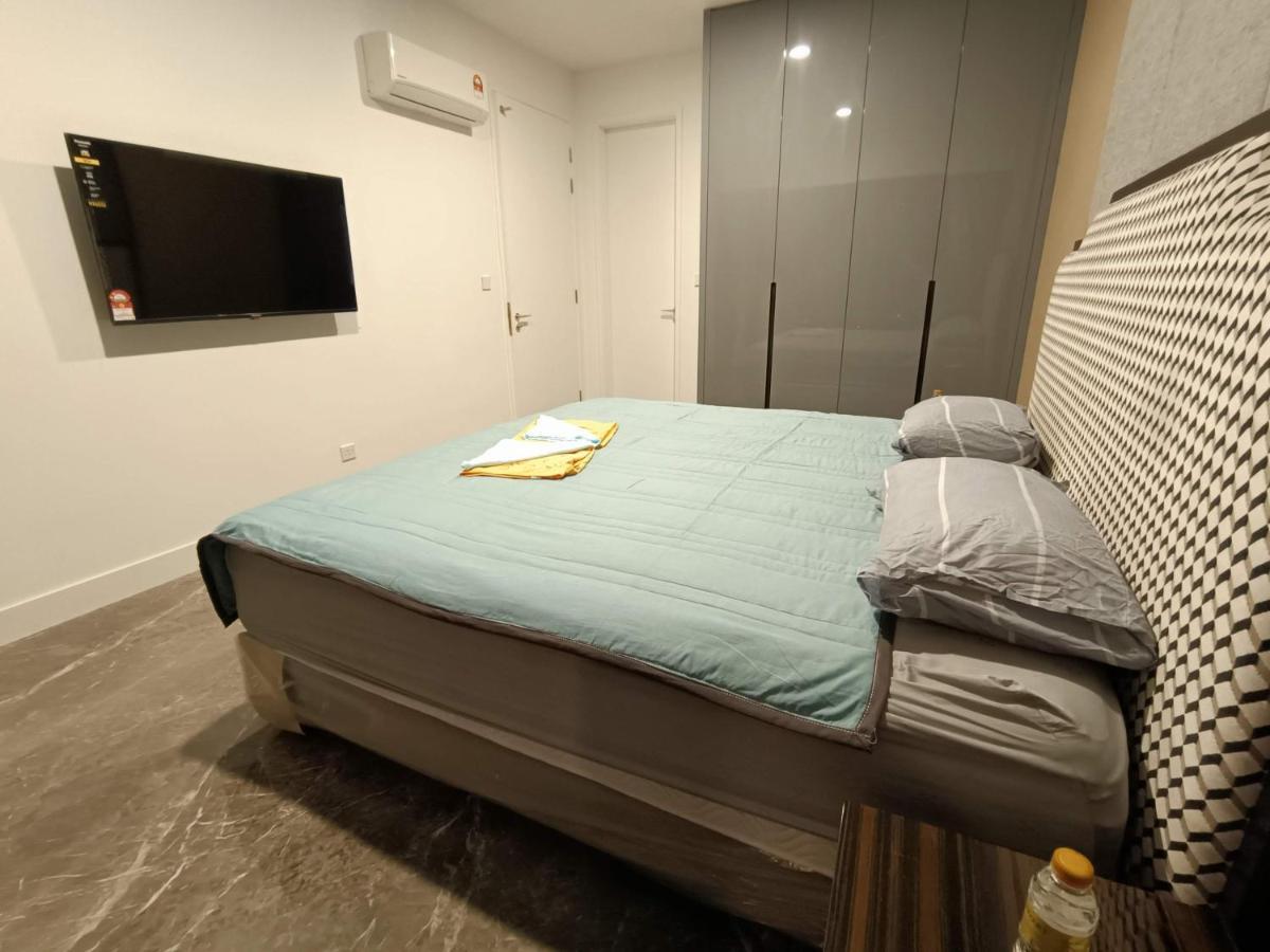 Platinum 2 Klcc Newluxurycondo By Langitel With Infinitycityview Swimmingpool * Kuala Lumpur